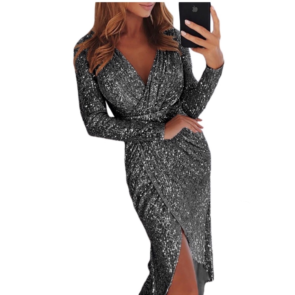 🎉HPx3🎉 🖤 Black Sequins Party Dress 🖤